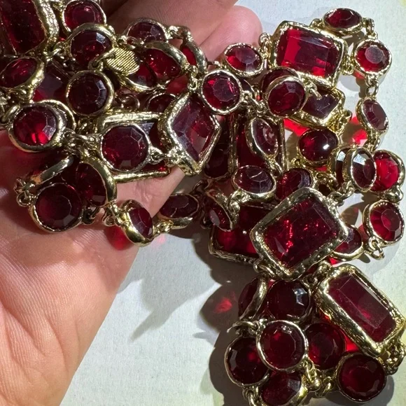 CHANEL vintage 1981 Chicklet necklace RED - Picture 11 of 13